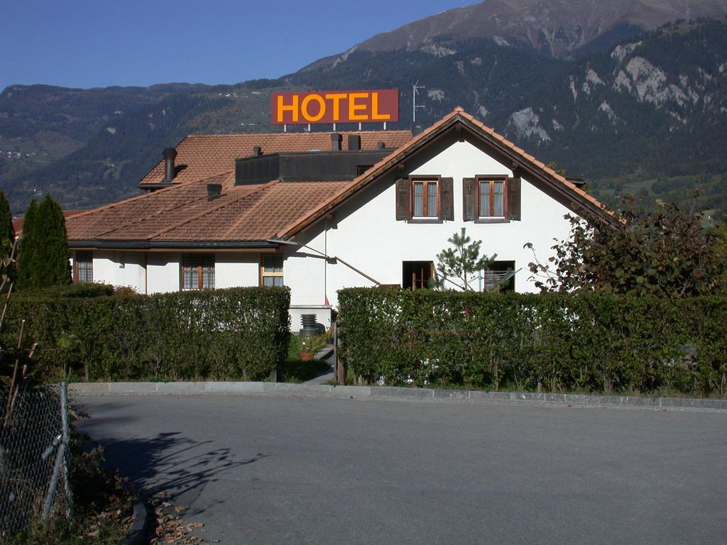 Hotel Reich Тузіс Екстер'єр фото